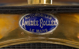La griffe apposée sur chaque véhicule Amédée Bollée